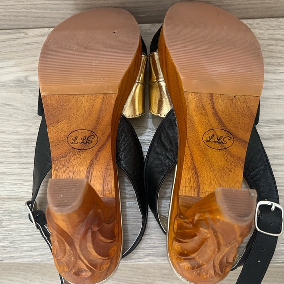 Lucky Lou Shoes Venus Stiletto Hollywood Gold and Black Sandals Size 9 NWOT - Picture 4 of 10